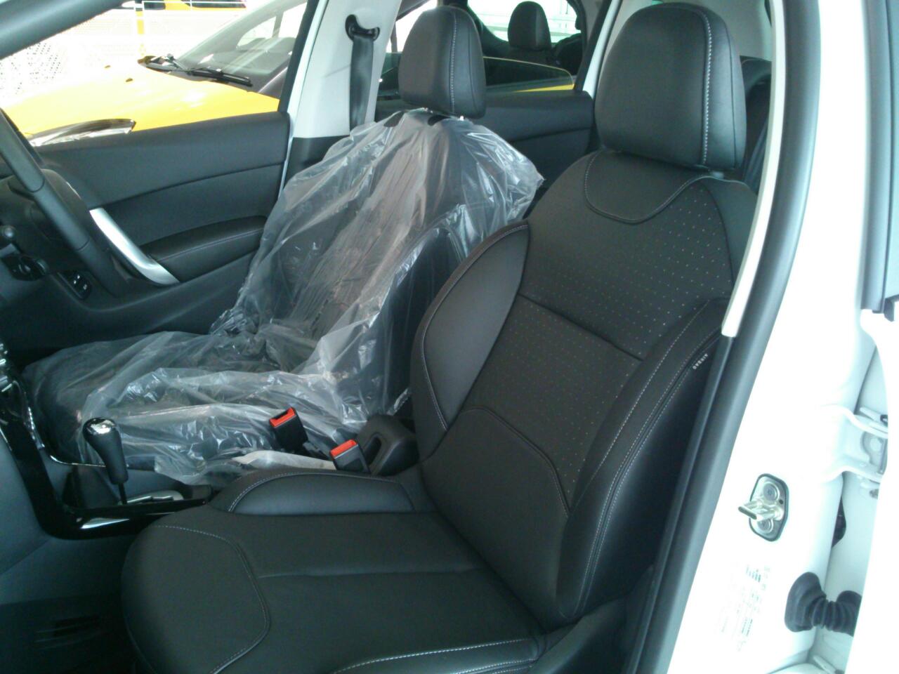 展示車　入れ替えました！！