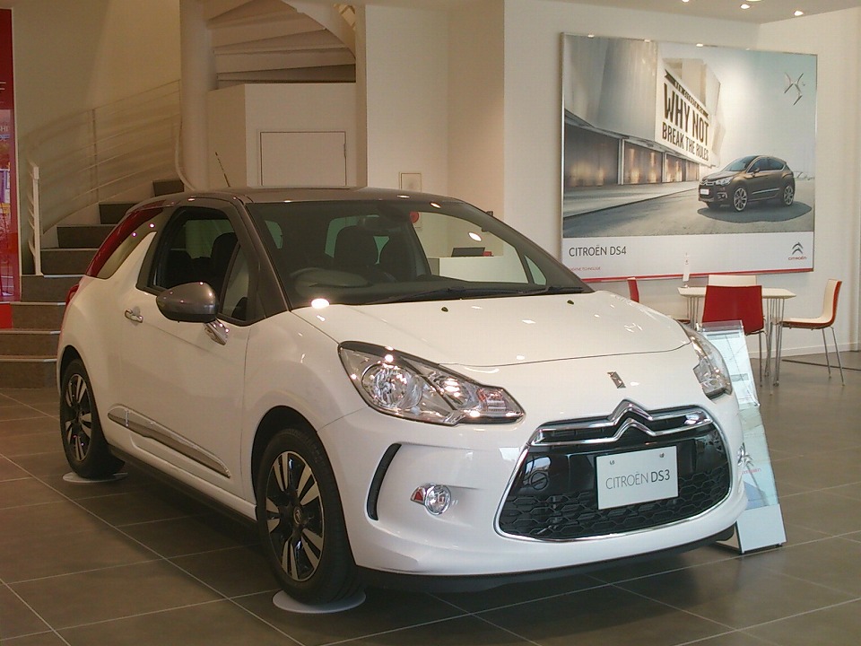 ショールーム入れ替えました