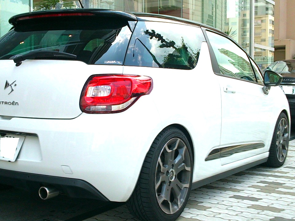 DS3 Ultra Prestige ×　KW