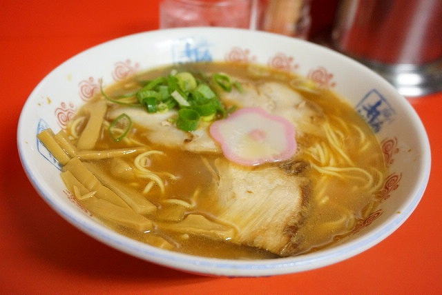 和歌山ラーメン　『井出商店』