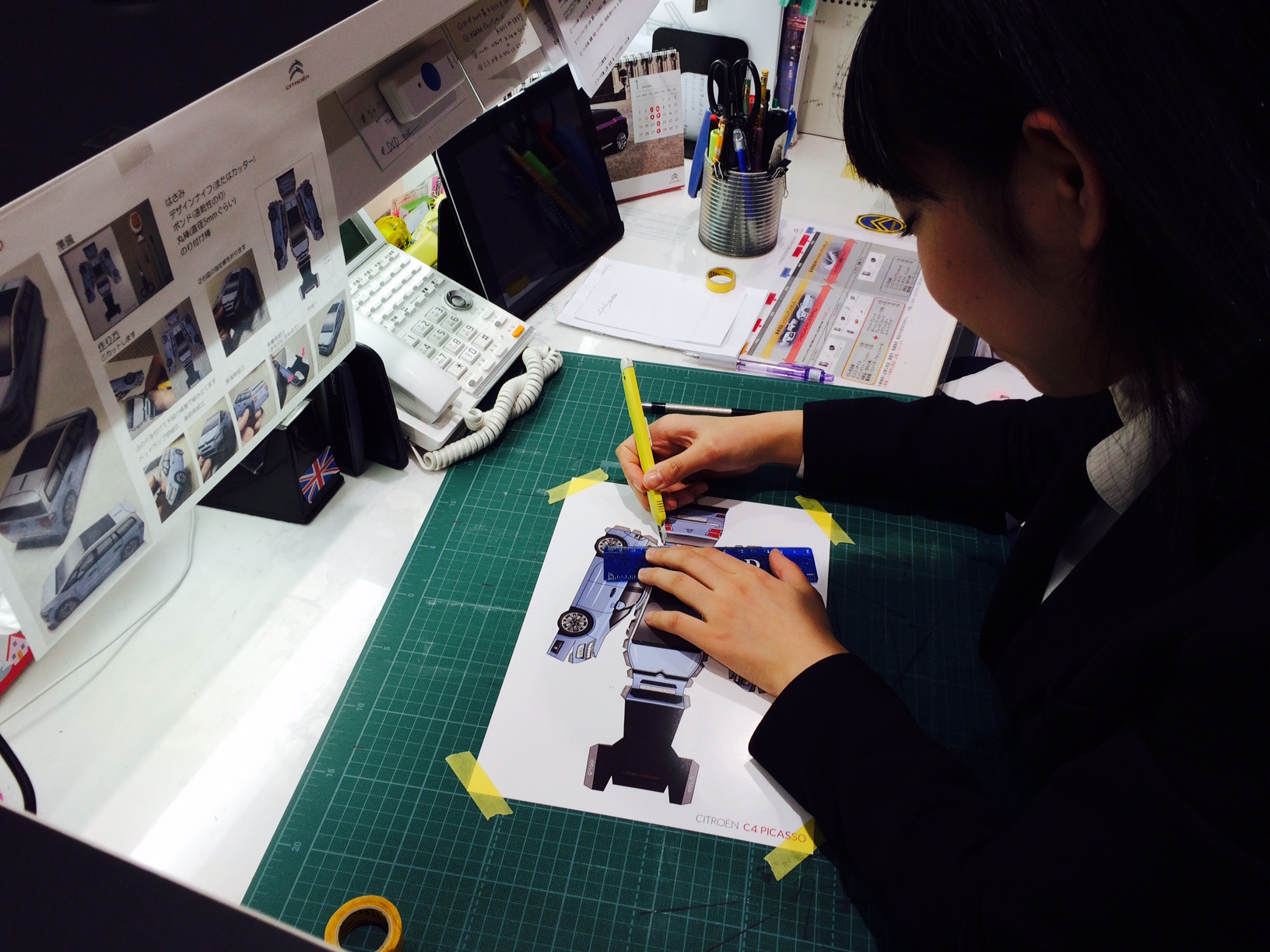 シトロエンに試乗してペーパークラフトをもらおう