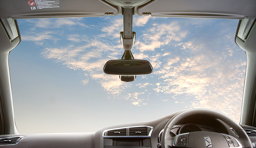 最新のＤＳ、試乗車ご用意いたしました♪