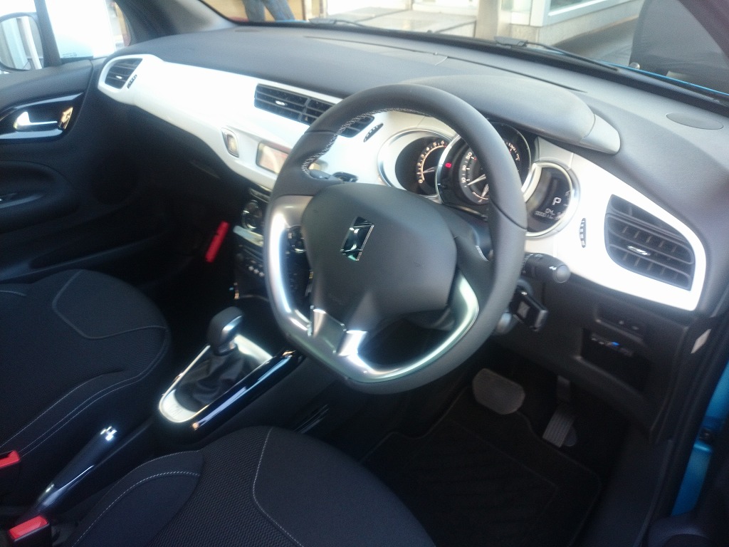 DS 3 CABRIOご納車