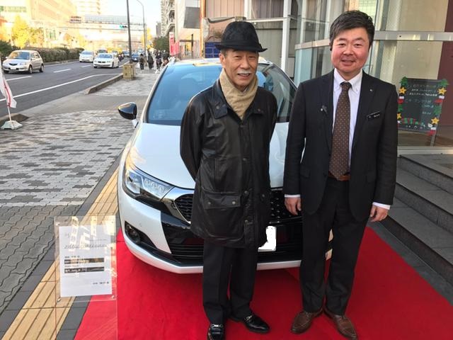 ＤＳ４　ＣＲＯＳＳＢＡＣＫ　お納車！　