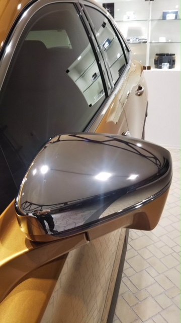 ドアミラーカバークローム