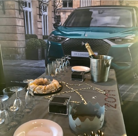 本日定休日を頂いております。