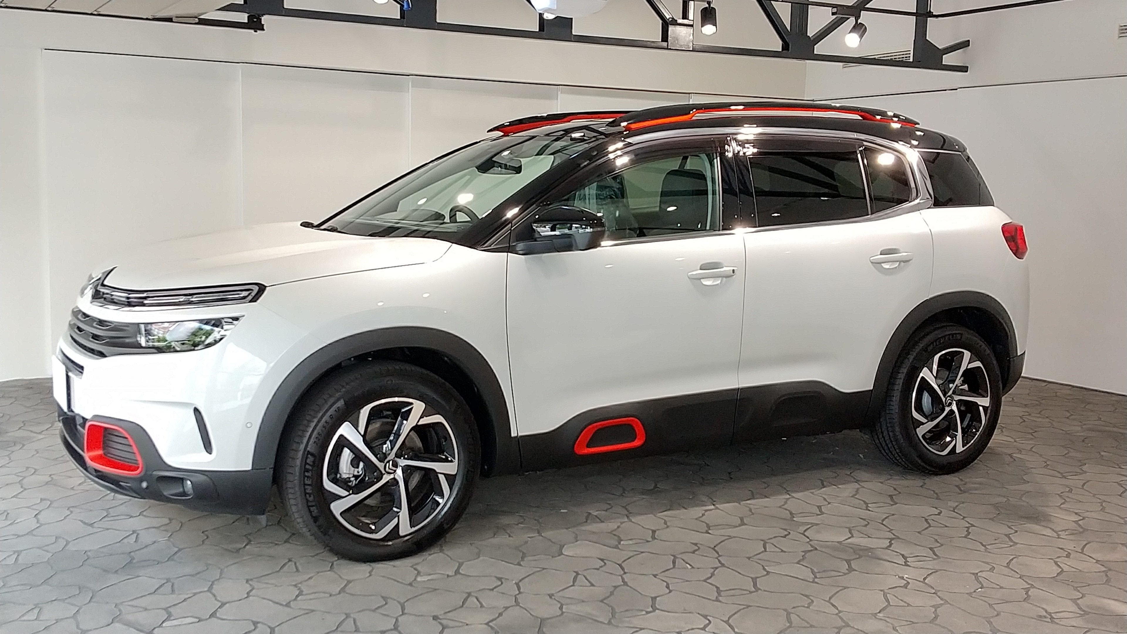 C5エアクロス お納車いたしました。