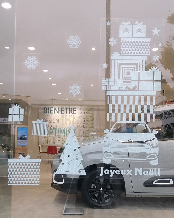 ウィンドウステッカー