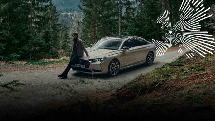 「DS 9 Esprit de Voyage E-TENSE」 発表