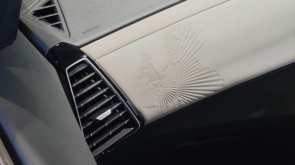 パリ ファッションウィーク