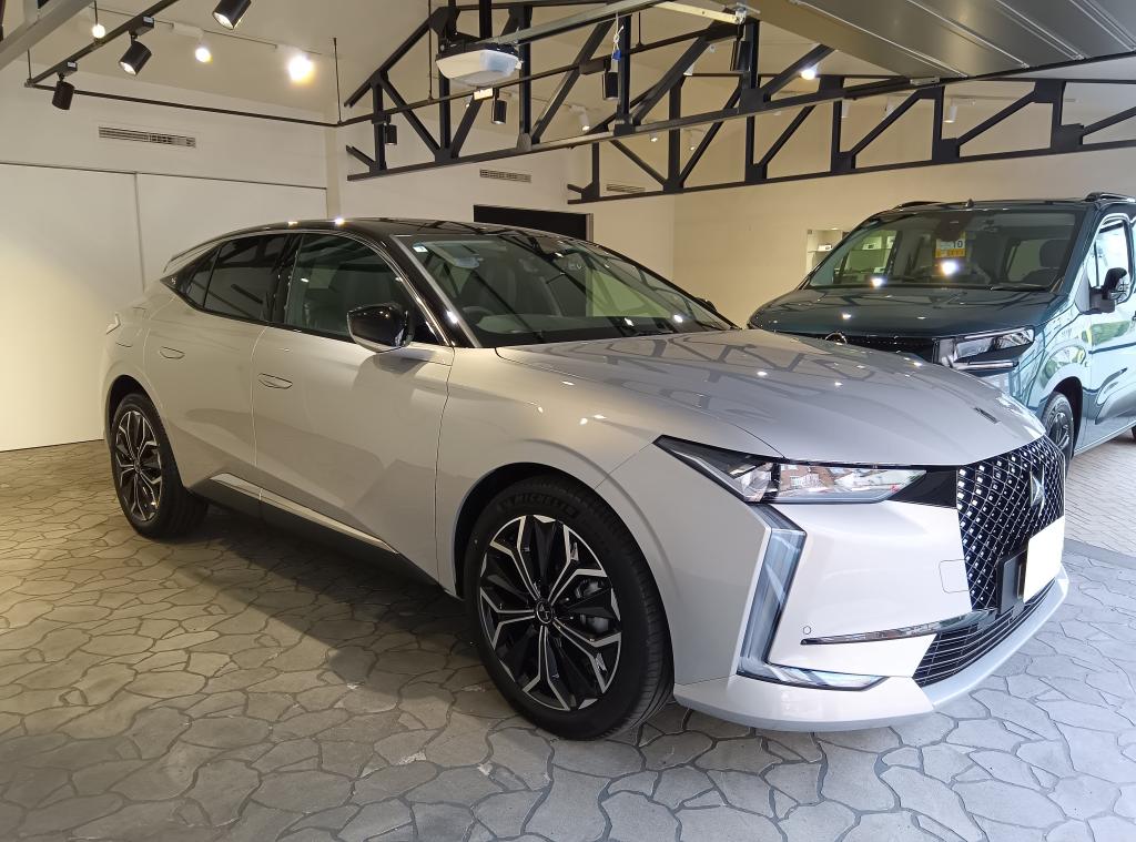 DS 4 ETOILE  お納車いたしました。