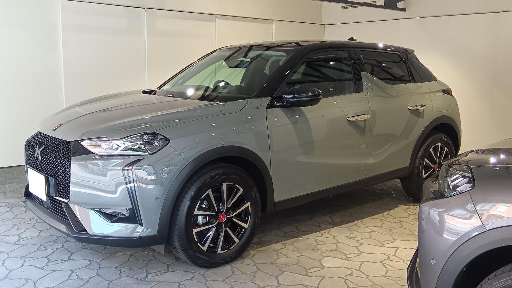 DS3　パフォーマンスライン　お納車いたしました