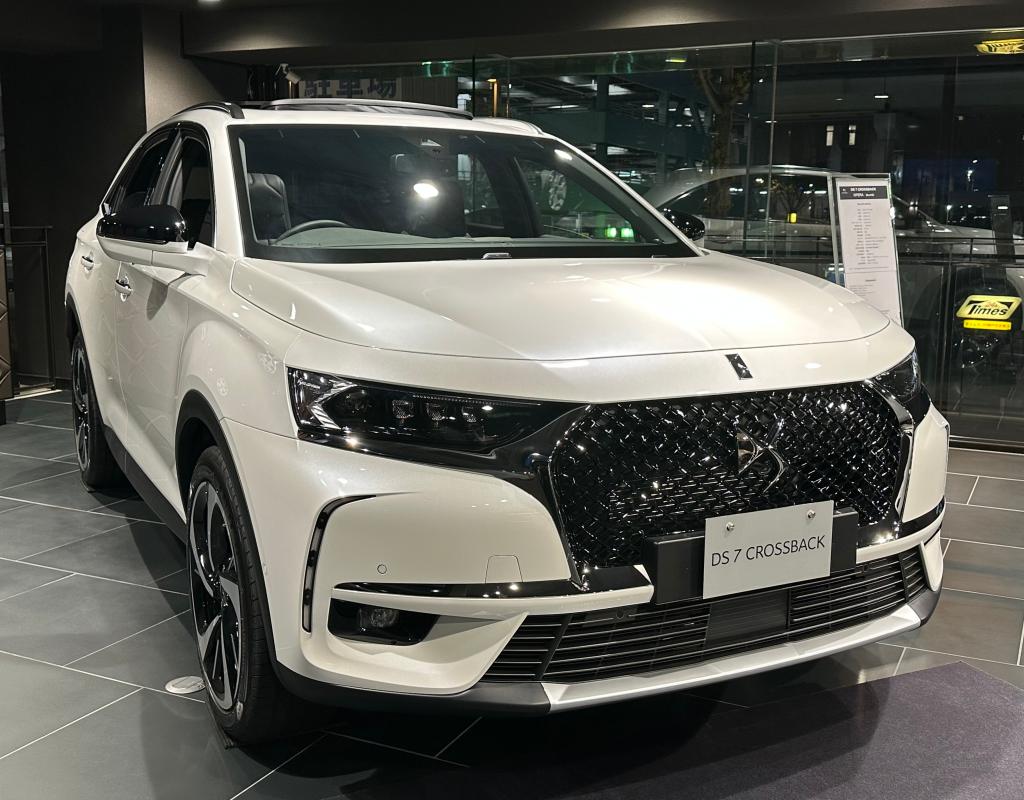 【即納車】　DS 7CROSSBACK