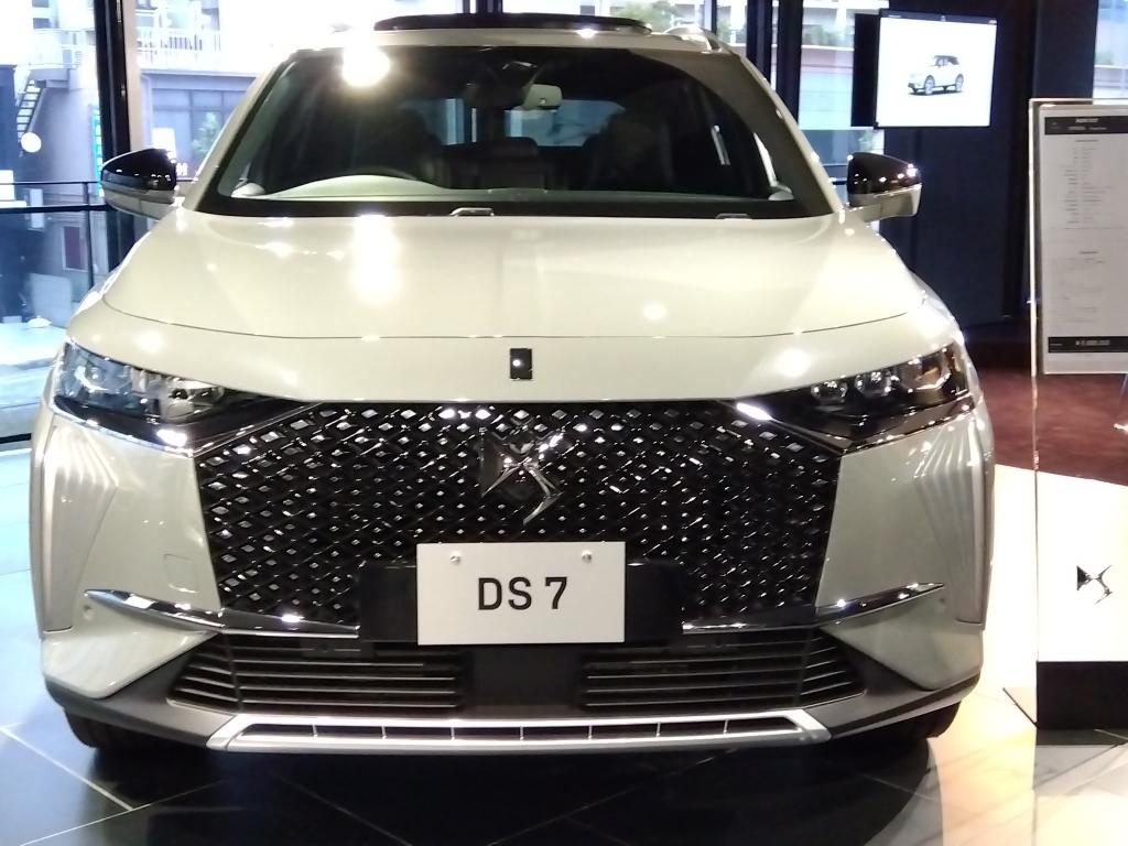 新型DS7　変更点　２