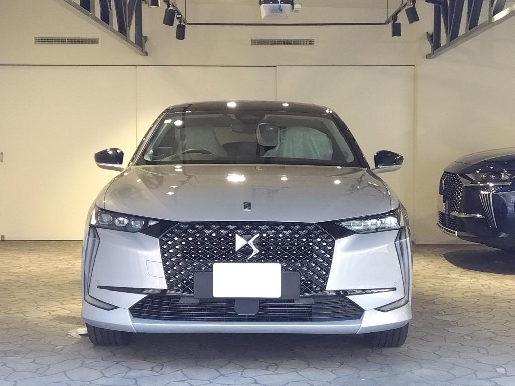 DS4 ESPRIT DE VOYAGE  お納車いたしました。