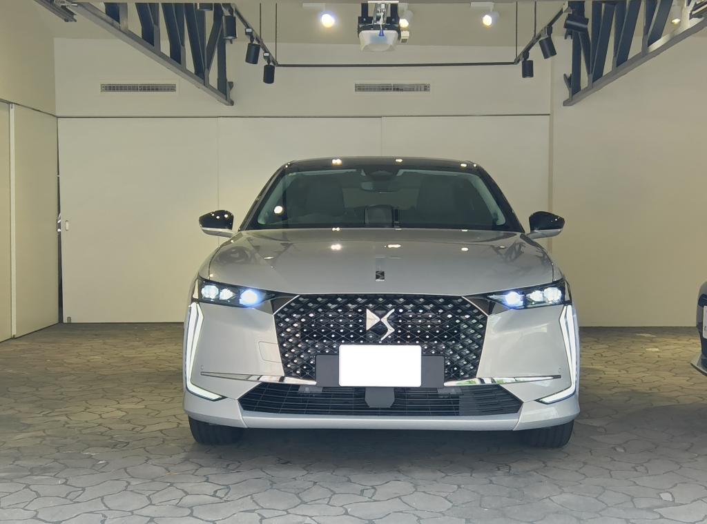 DS 4　お納車いたしました。